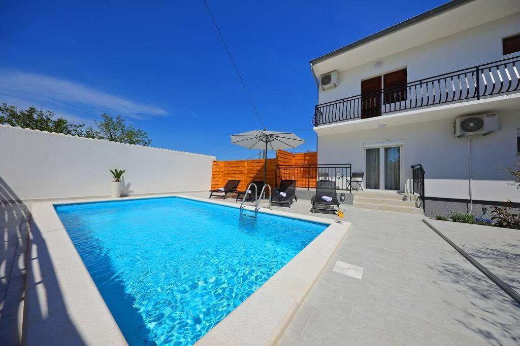 Luxury Apartment Petra With Private Pool Zadar Buitenkant foto