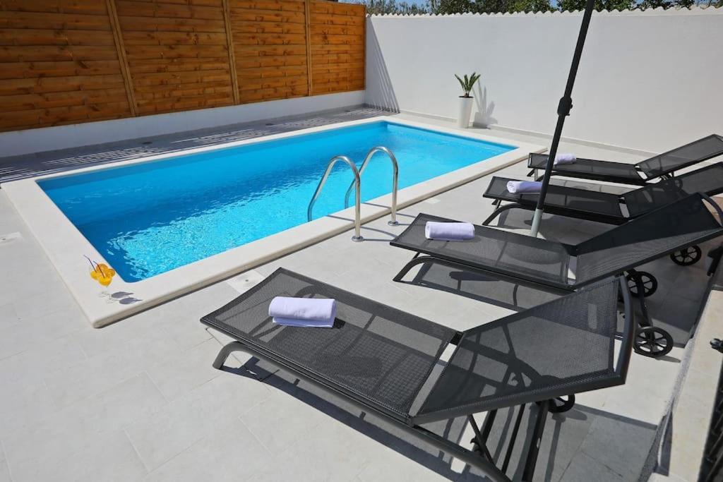 Luxury Apartment Petra With Private Pool Zadar Buitenkant foto