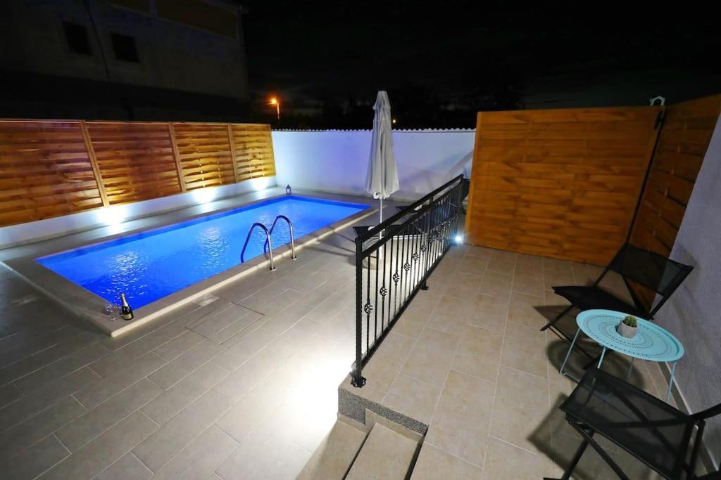 Luxury Apartment Petra With Private Pool Zadar Buitenkant foto
